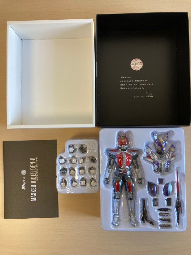 S.H.Figuarts 真骨彫 仮面ライダークウガ 龍騎 ダブルW 電王