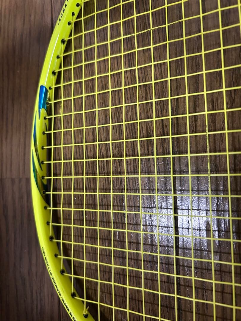 【廃盤 極美品】YONEX ASTROX77 4UG5 バドミントンラケット