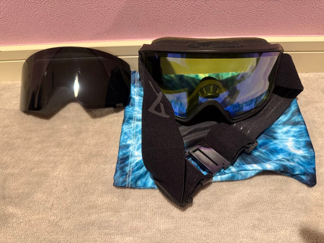 アノンM3. ゴーグル 交換可能レンズ、訳ありキャリア付き