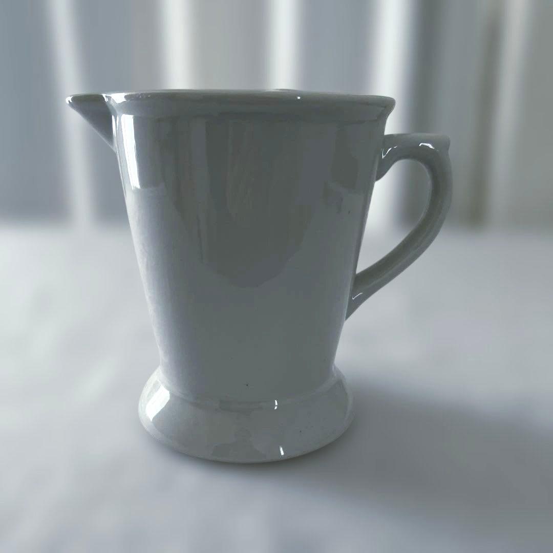 ヴィンテージ　ピッチャー　アンティーク　蚤の市　水差し　花瓶