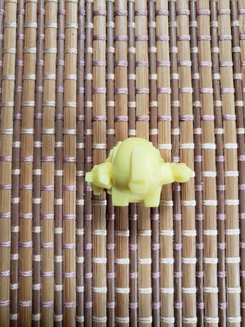 SDレイズナー消しゴムマーク2ガシュラン　黄色　ガン消し　キャラクター