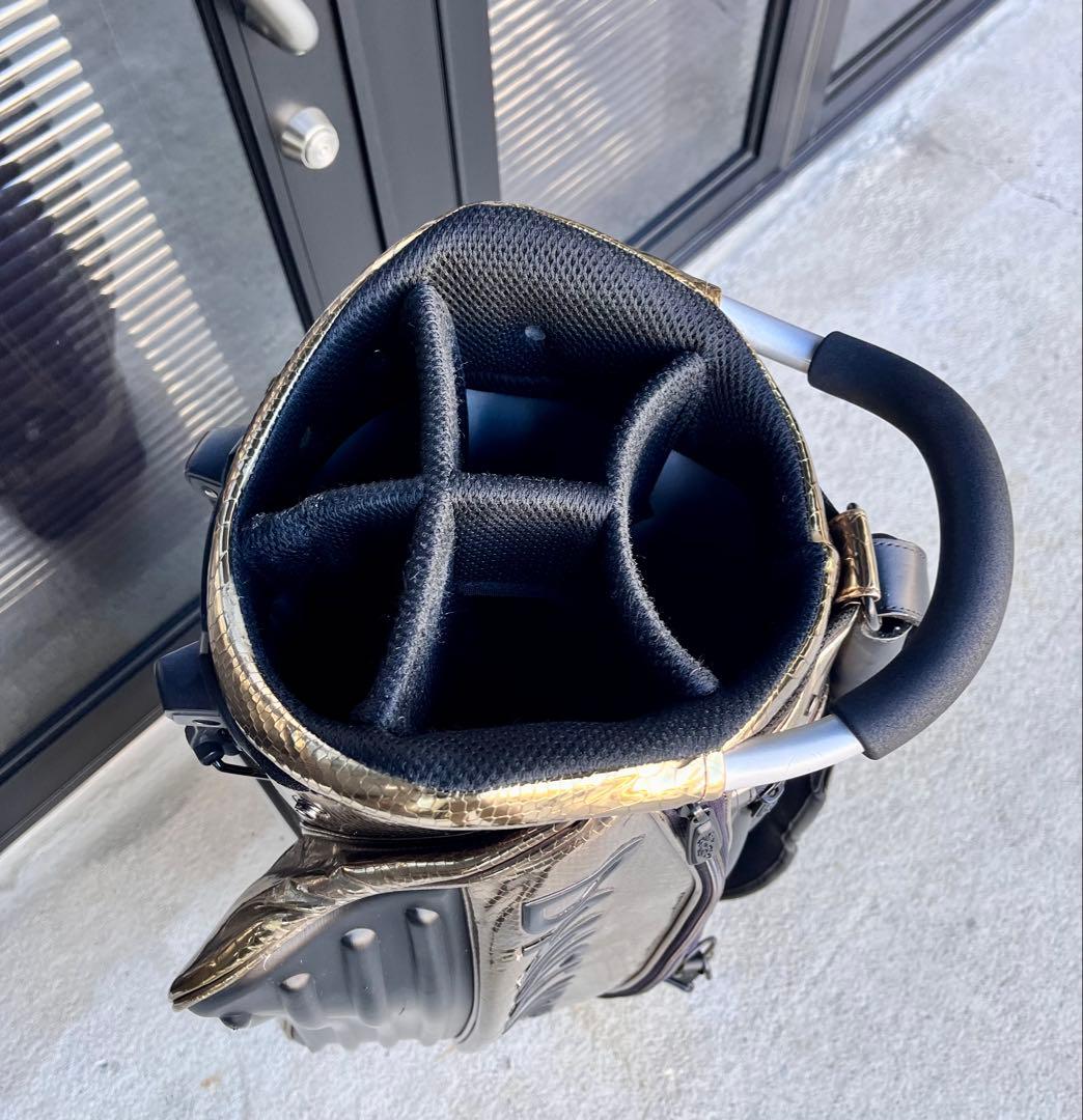 ダンスウィズドラゴン　スタンド式キャディーバッグ