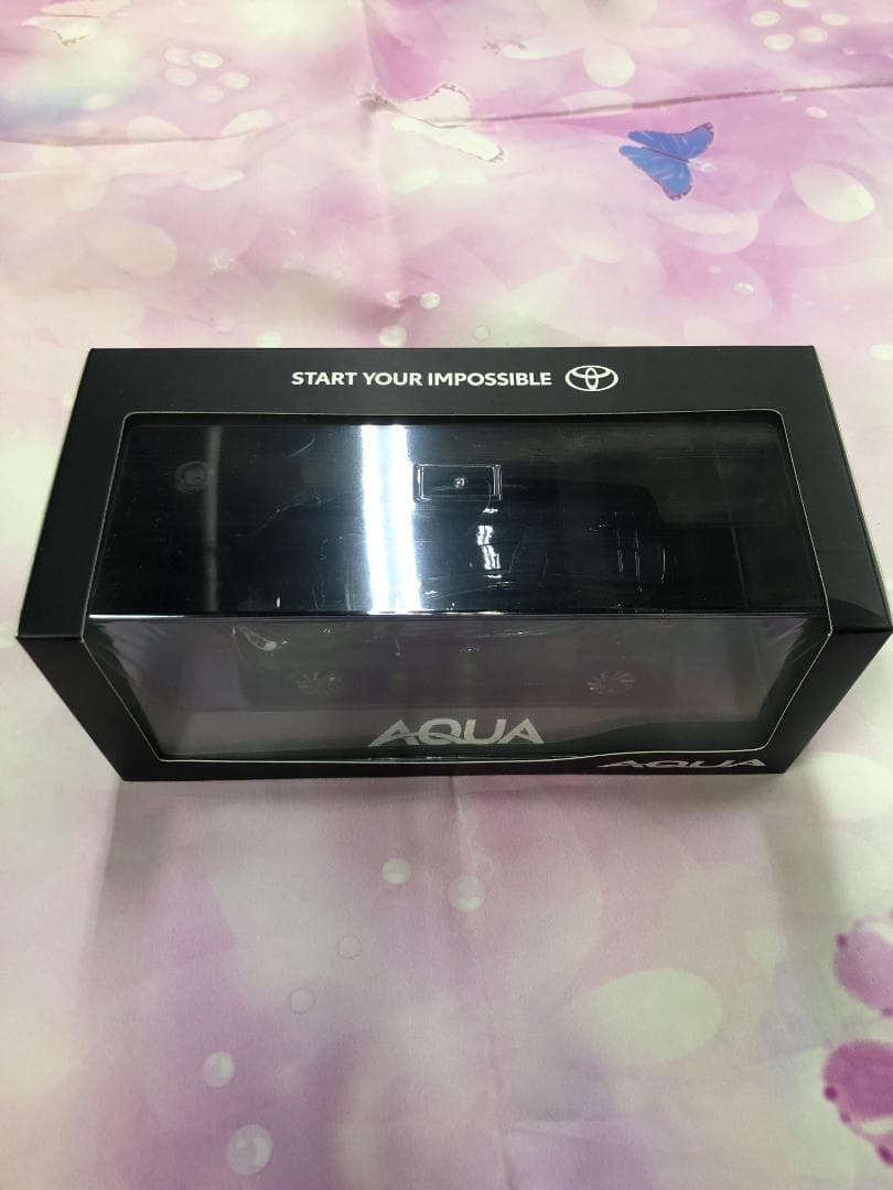 未開封品 非売品 トヨタ 新型アクア AQUA ブラックマイカ 1/30ミニカー