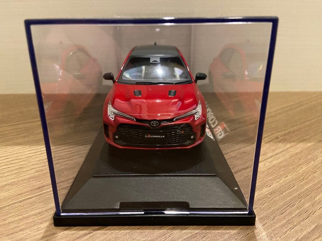 1/30 トヨタ　GR カローラ　カラーサンプル　非売品　ミニカー　レッド