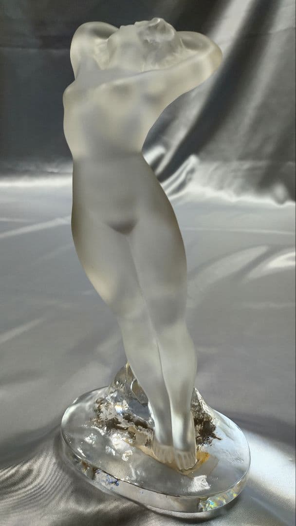 ラリック クリスタル裸婦像 ダンスーズ 踊り子の彫刻 フランス製