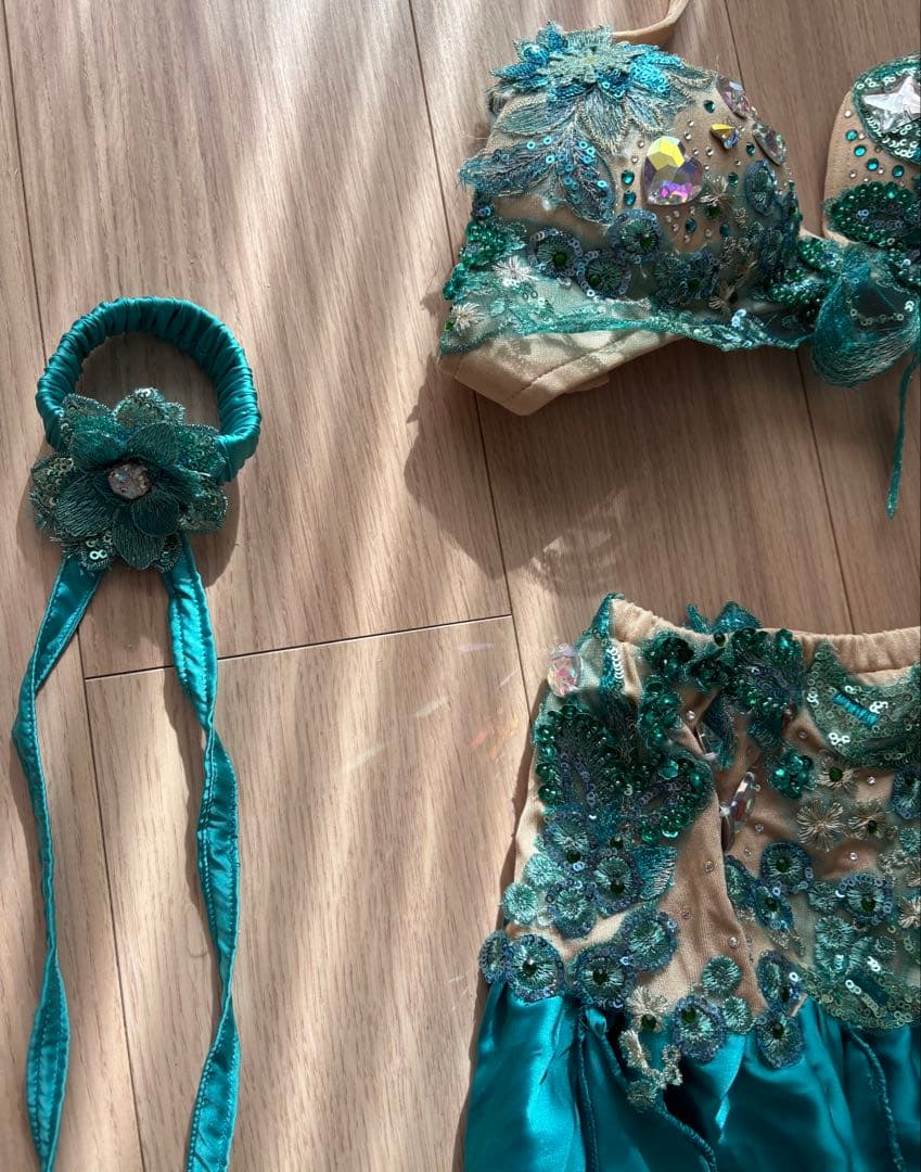 美品　エジプト製オリエンタル衣装　Magicシリーズ　ターコイズ　セットアップ