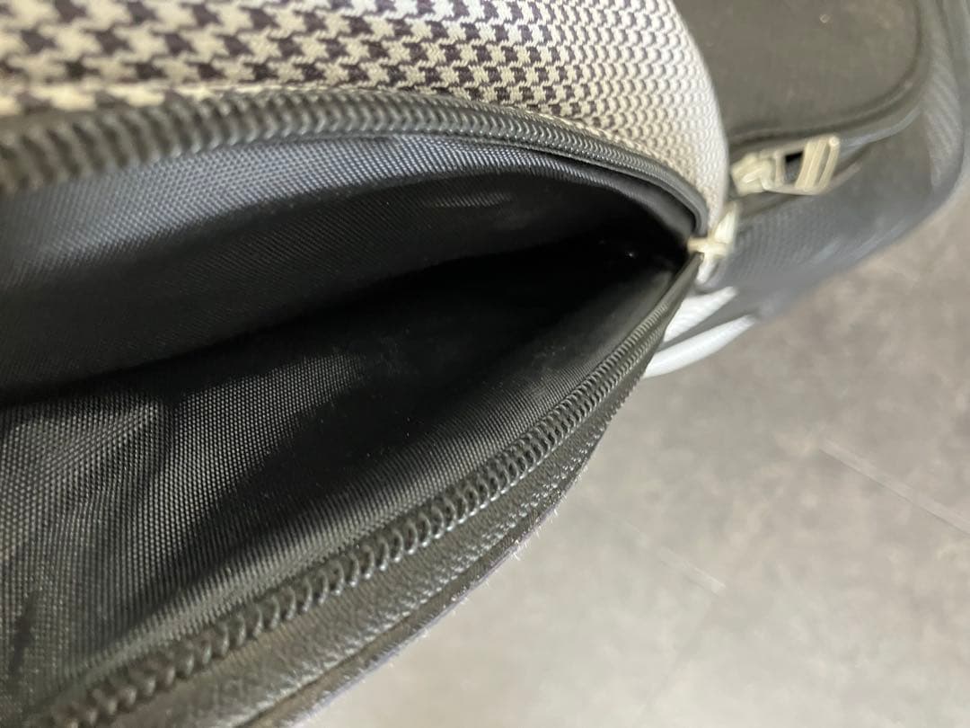 値下！XXIO ダンロップ　キャディバッグ スタンド型　千鳥柄　モノトーン　白黒