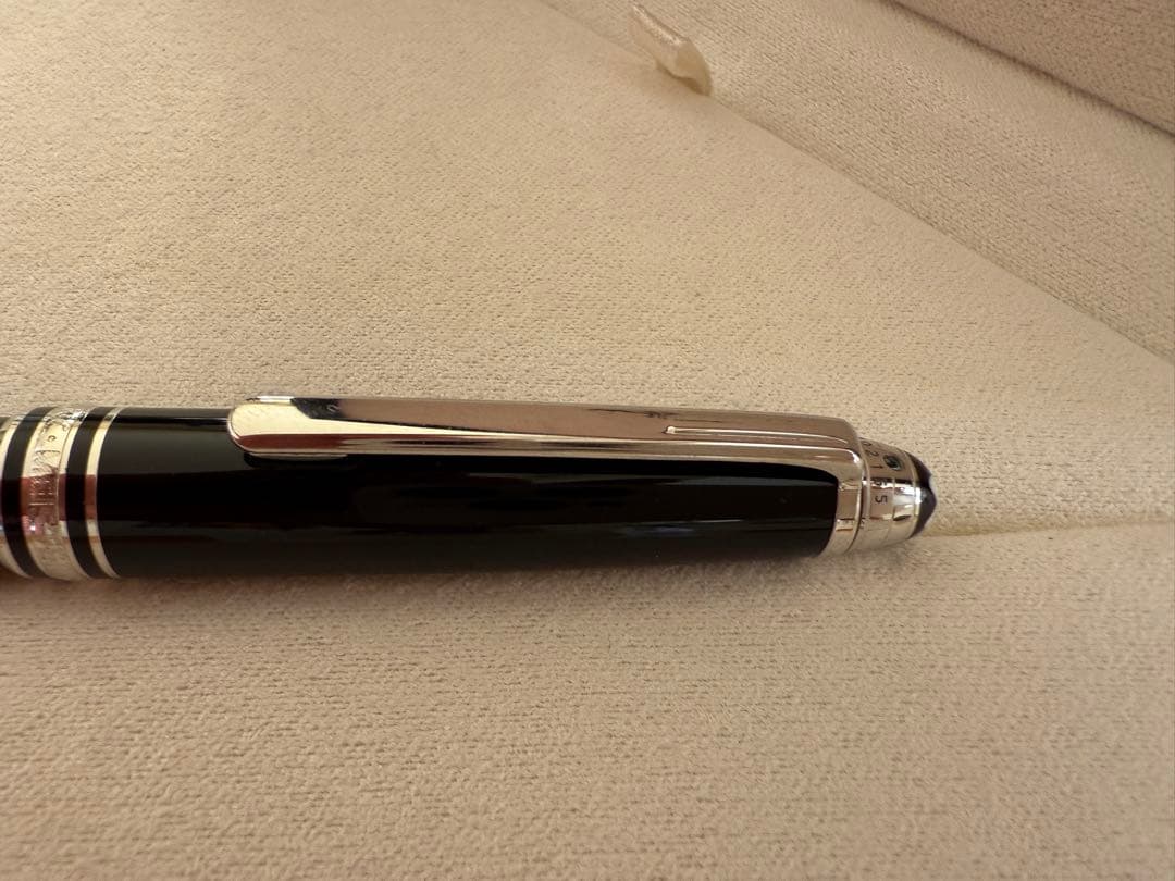 Mont Blancモンブラン ユニセフコレクション