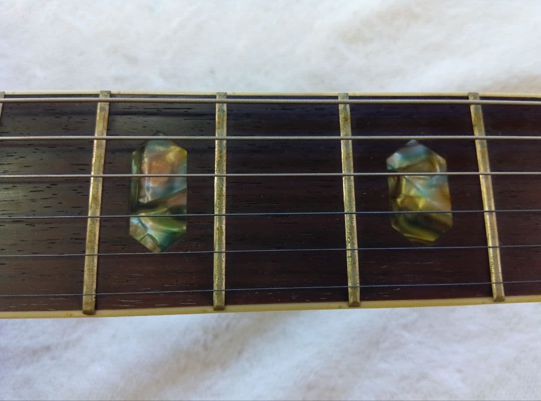 Morris　W-40 アコースティックギター　ハードケース付　レトロ　モーリス