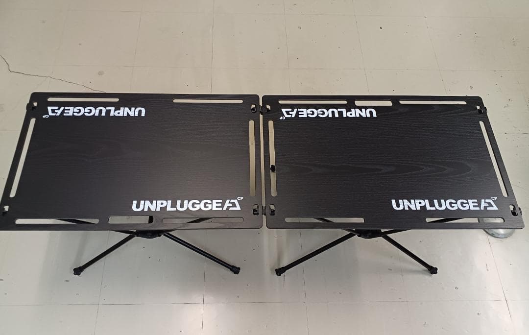 UNPLUGGED テーブル×２セット、ShineTrip天板＋コネクションバー
