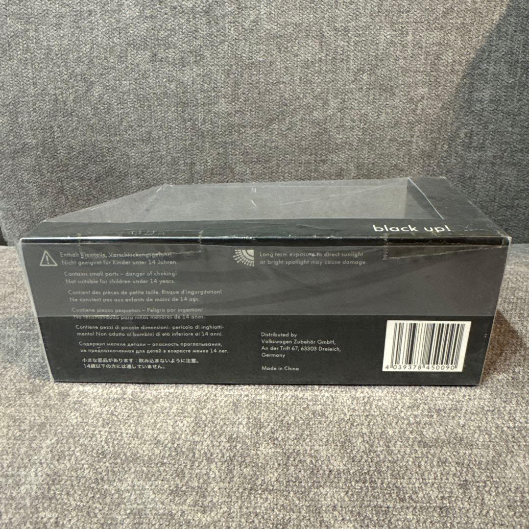 Volkswagen black up! ミニカー 1:43