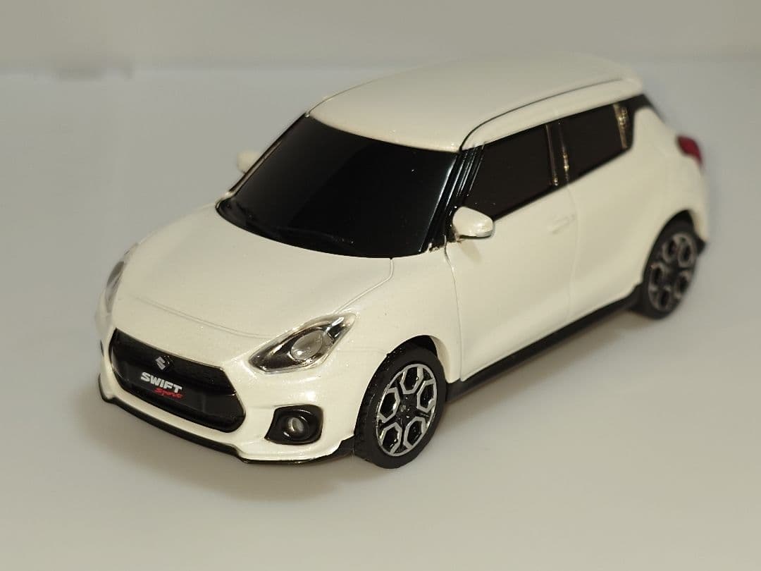 激レア! ZC33S スイフトスポーツ ホワイト プルバックカー
