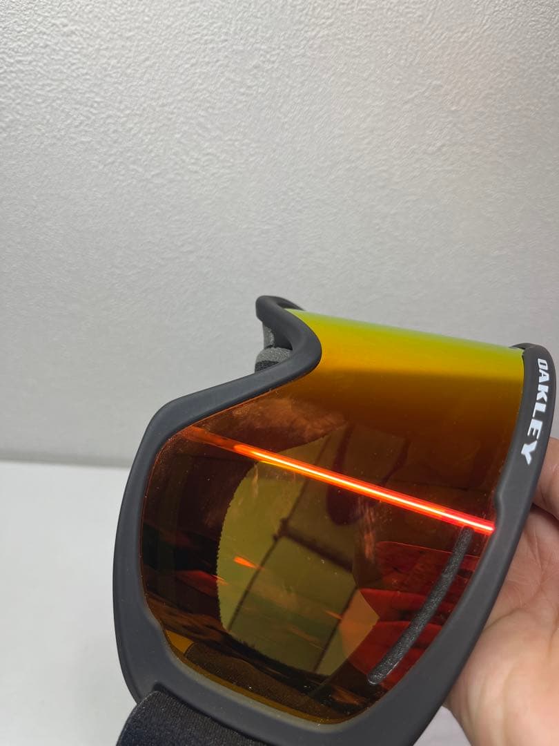 美品　スノーゴーグル OAKLEY オークリー　レンズ付き