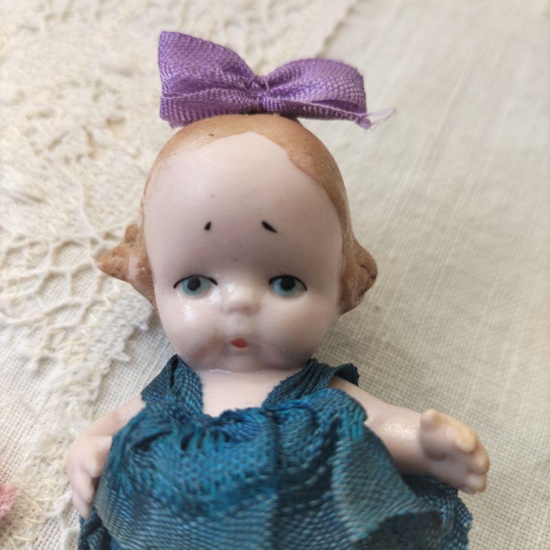 ドイツ　アンティーク　HERTWIG ビスクドール　リボンの女の子　8.5cm