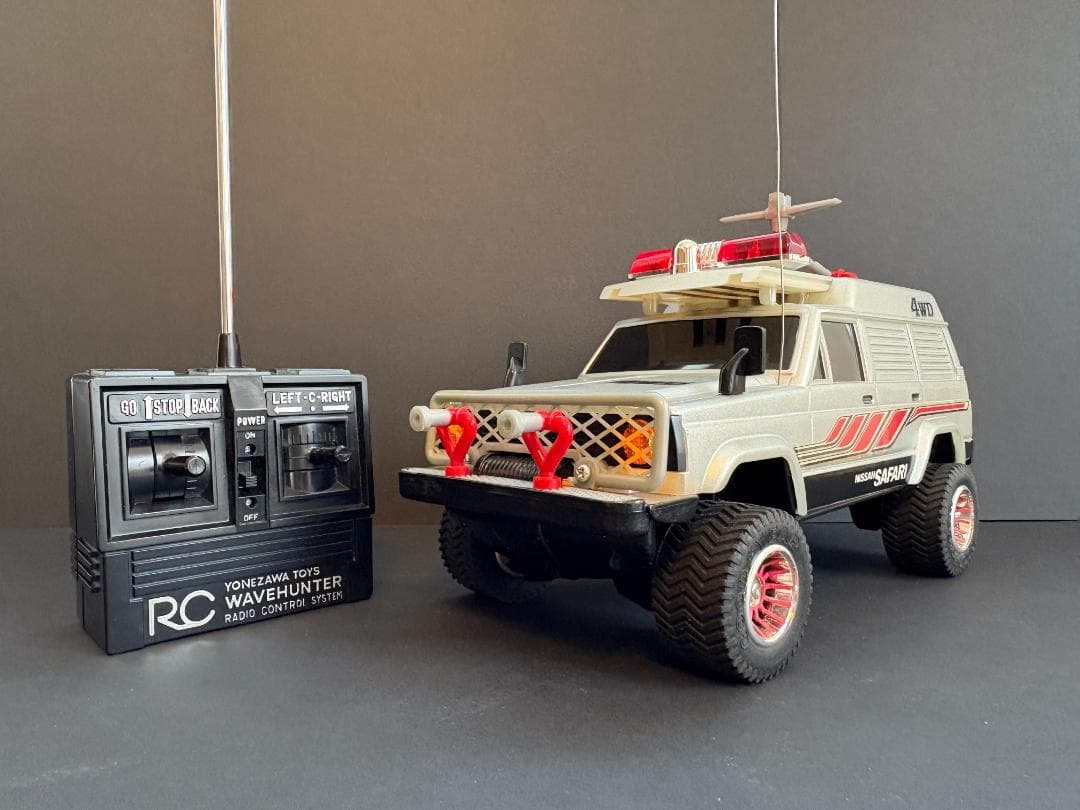 西部警察 ニッサンサファリ 4WD ラジコン ヨネザワ 1/16 スケール