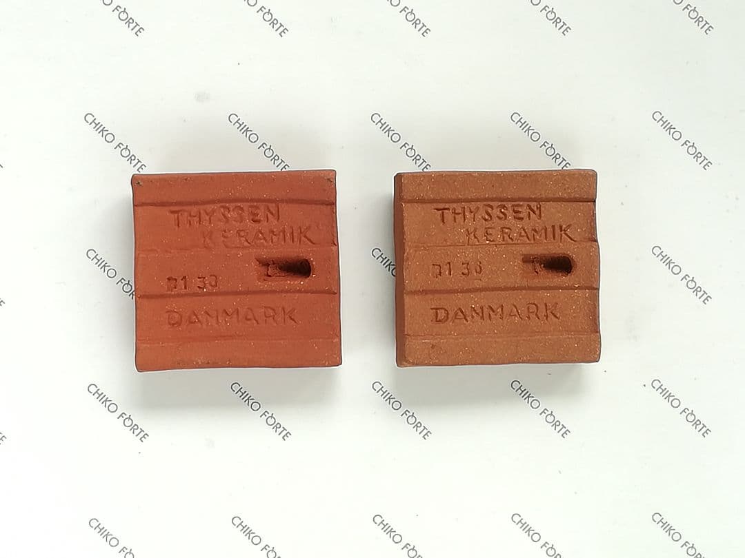 ☆ヴィンテージ☆ ヴァイキングデザインのテラコッタ・タイル 4点