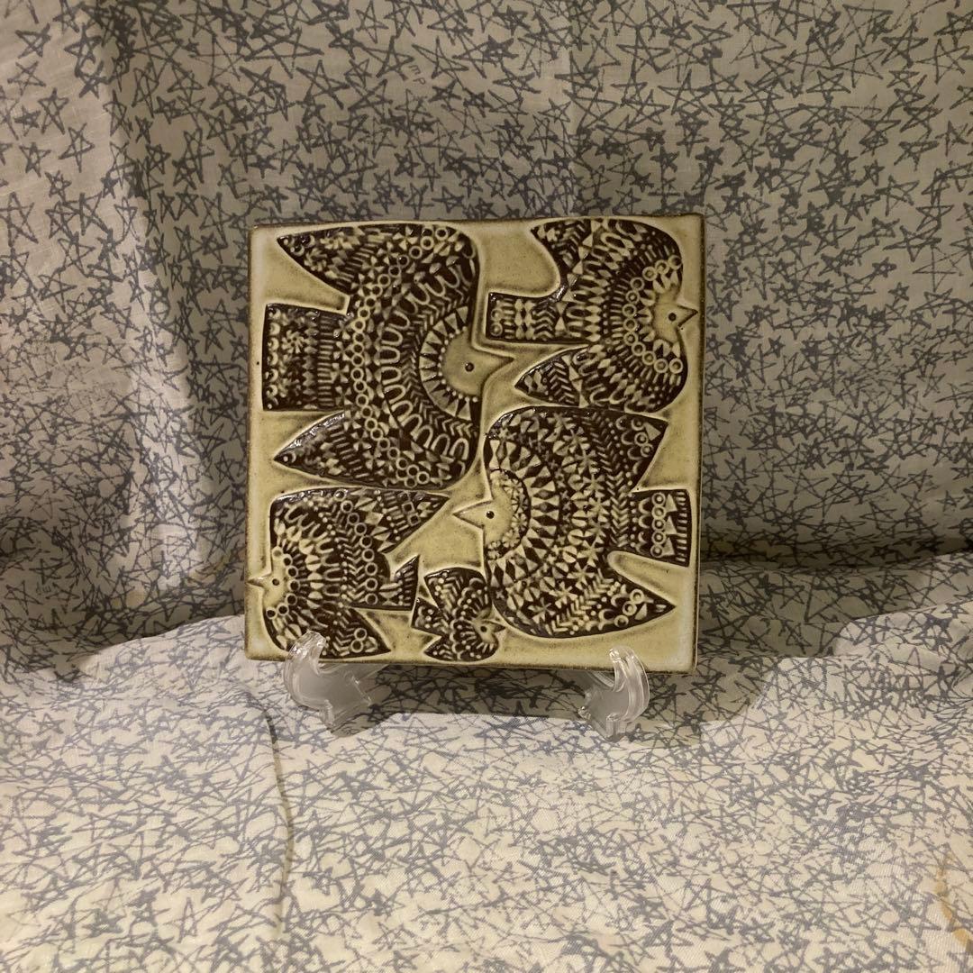 2/1 バーズワーズ　インテリア　陶板　陶版　family 陶器の鳥模様置物