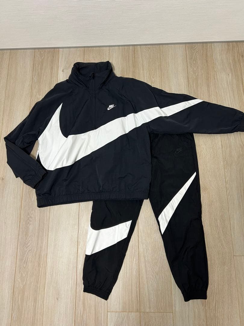 NIKE　ナイキ ビックスウッシュセットアップ　ウーブン　アノラック