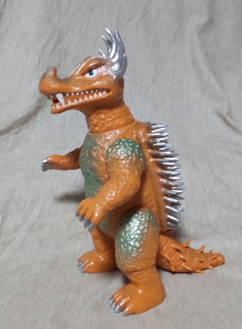 マーミット ビニパラ 初代アンギラス