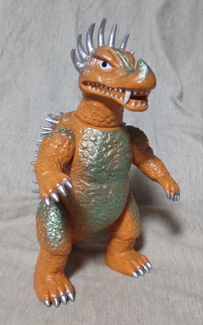 マーミット ビニパラ 初代アンギラス