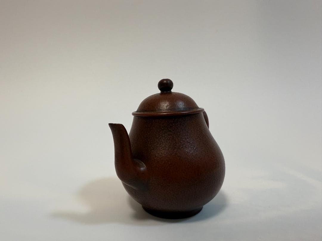 唐物紫砂壺 朱泥「孟臣 自有一山川」刻 急須 時代品 煎茶道具 美術品