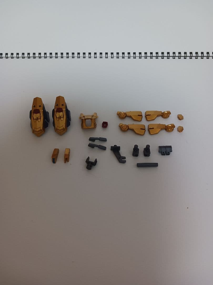 送料込み　神馬模型　1/100 黄金武士　塗装完成品タイプ2