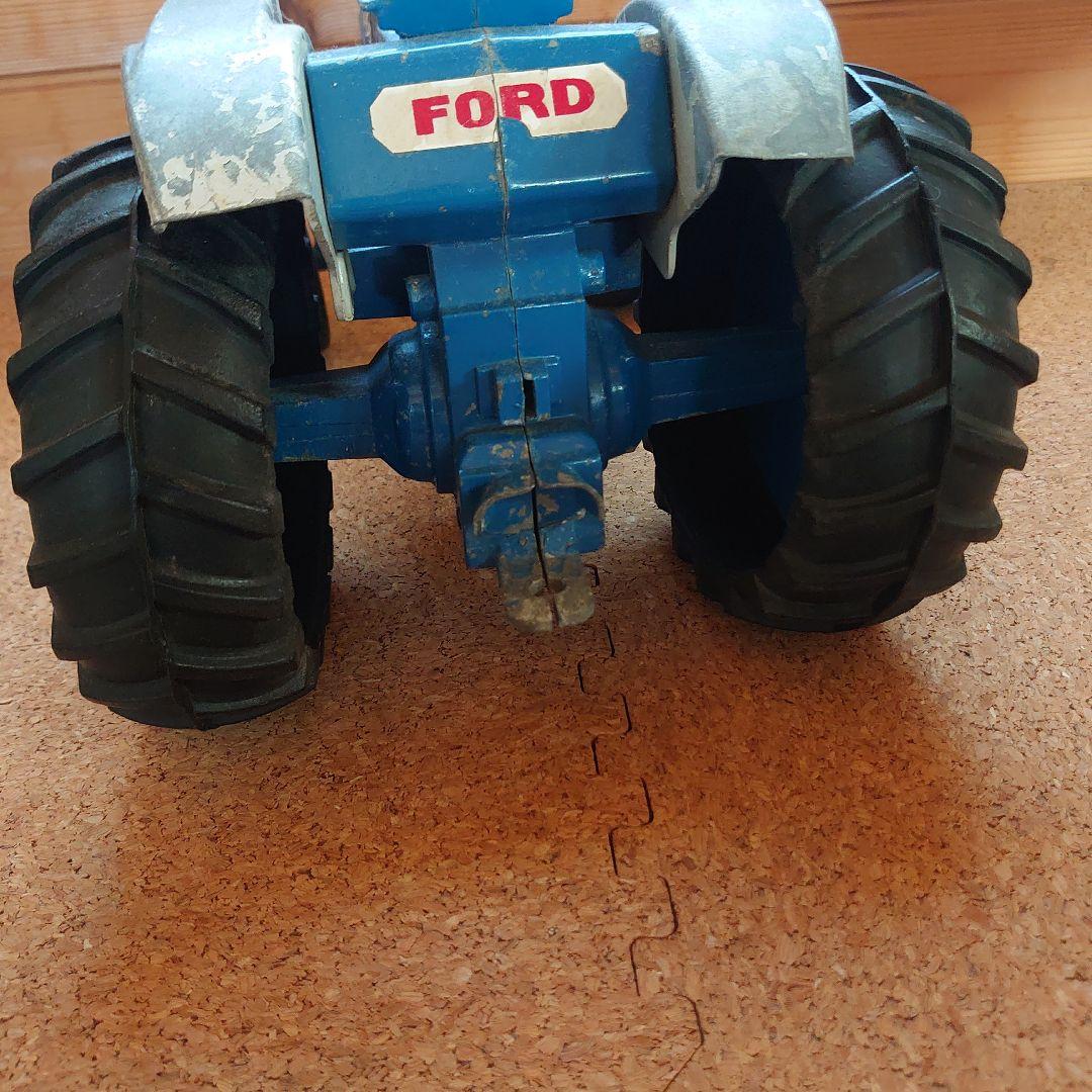 Ford 8600 Tractor トラクター ビンテージ