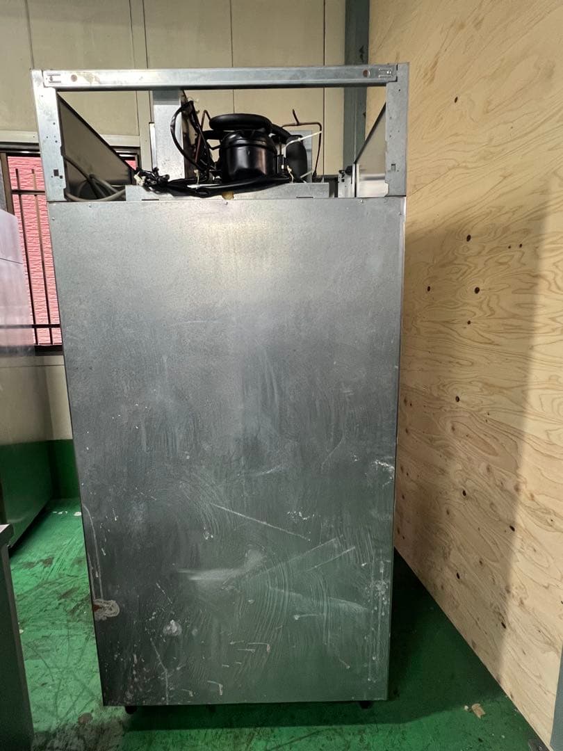 2010年ホシザキ縦型冷蔵庫