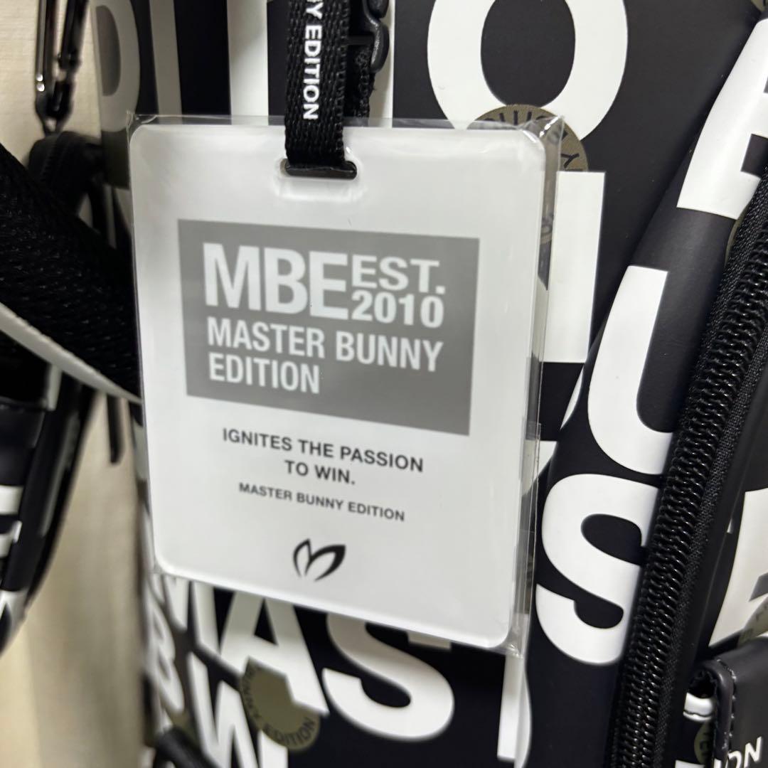 マスターバニーエディション総柄プリントキャディバッグ新品未使用ポーチ付き