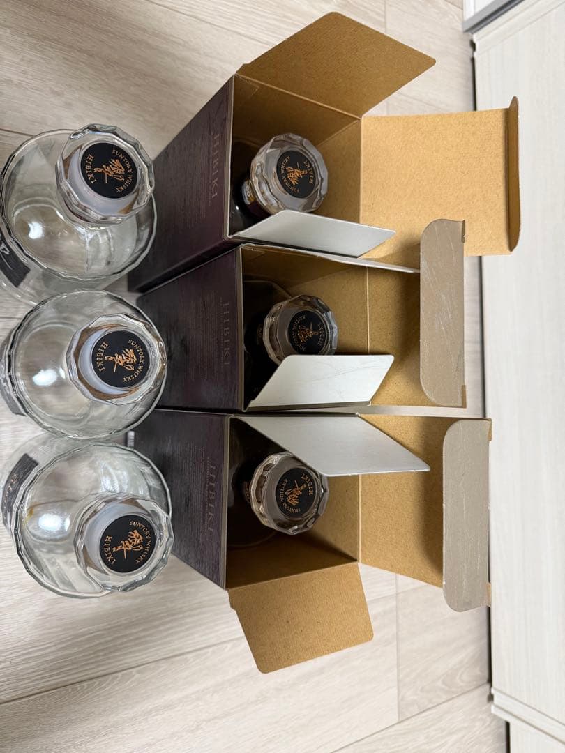 響21年空瓶3本箱付き空瓶3本