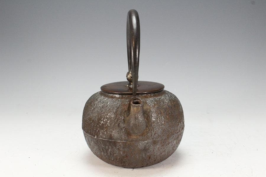 光玉堂造 銀摘 丸鉄瓶(K-XA825)