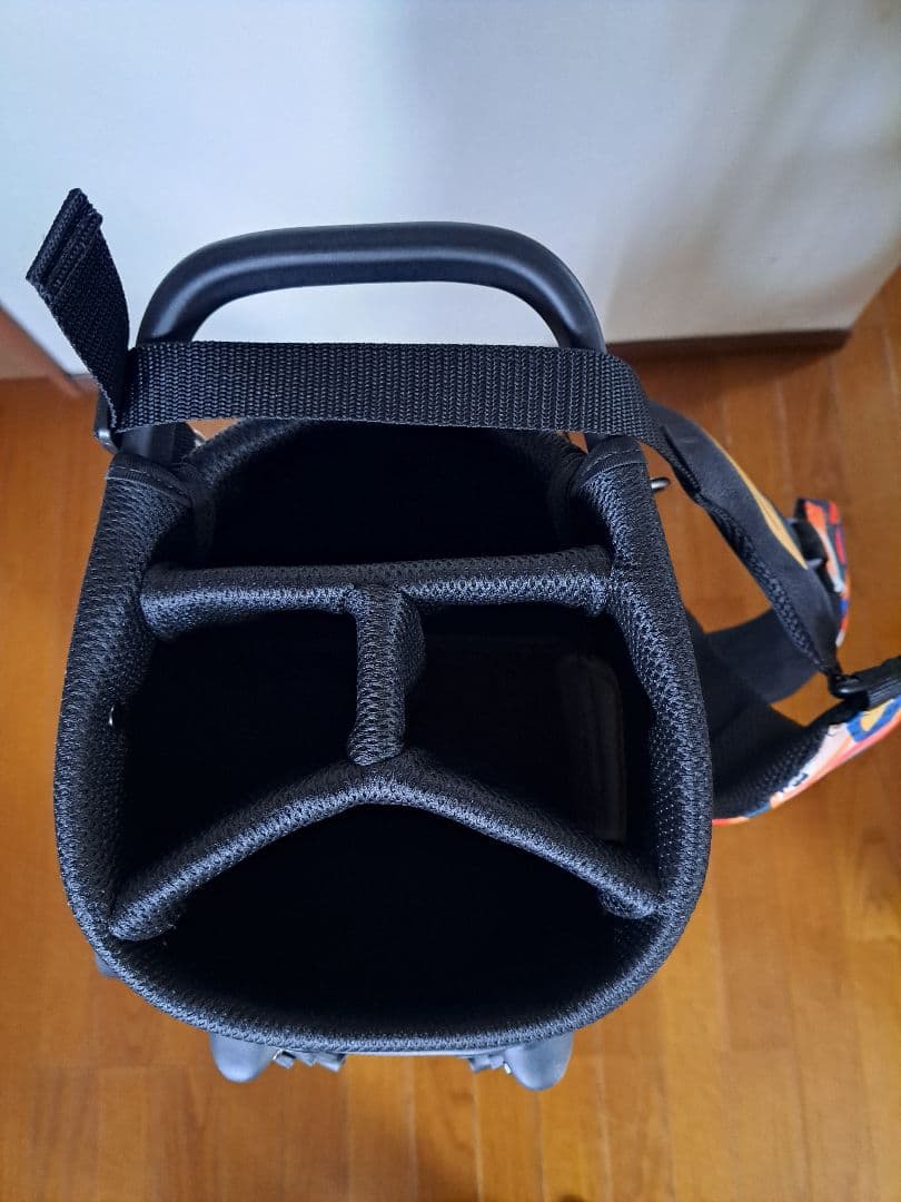 LOUDMOUTH 軽量 スタンド付き キャディバッグ