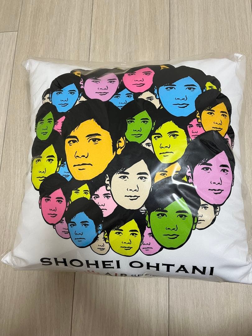 大谷翔平　顔だらけクッション　西川