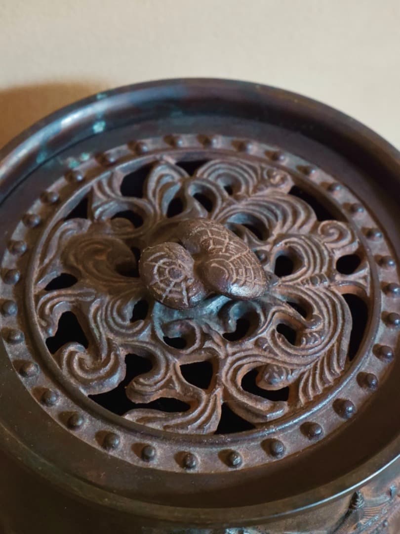 楼閣山水紋　霊芝摘蓋　建水　銅製　茶道具　佐渡銅器　重さ1900g　Q2331