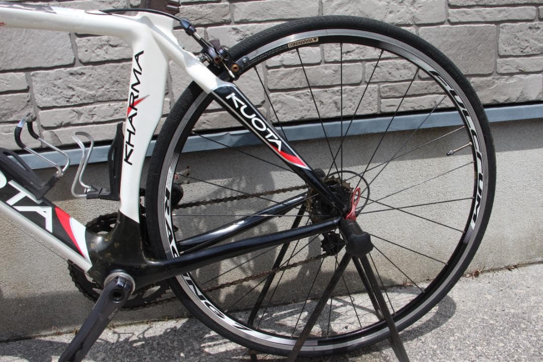 引き取り限定♪KUOTA♪KHARMA♪Race♪カーボンフレーム♪クオータ♪