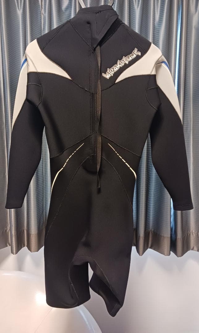 Breaker Out ロングスリーブスプリングウェットスーツ