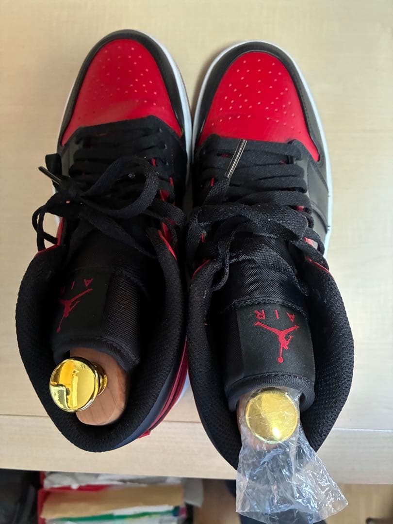 エアジョーダン Midシューズ 赤黒