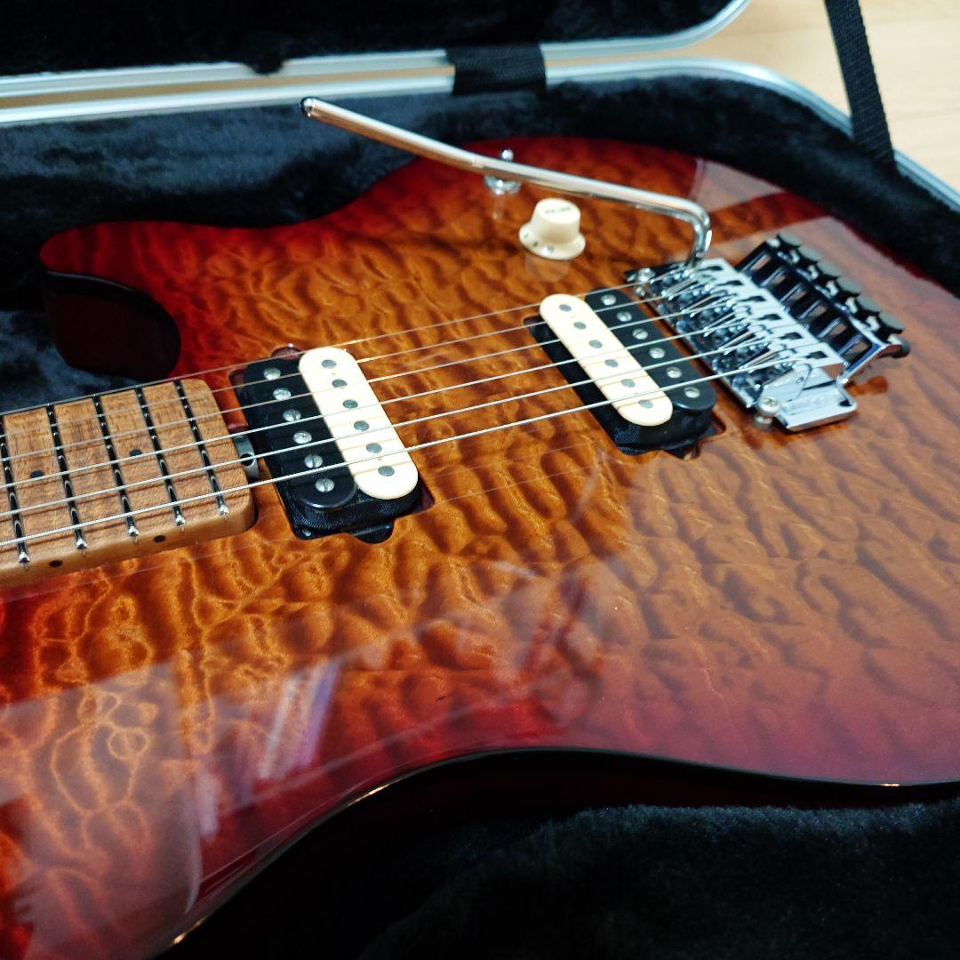 ギター MusicMan Axis Roasted Amber Quilt
