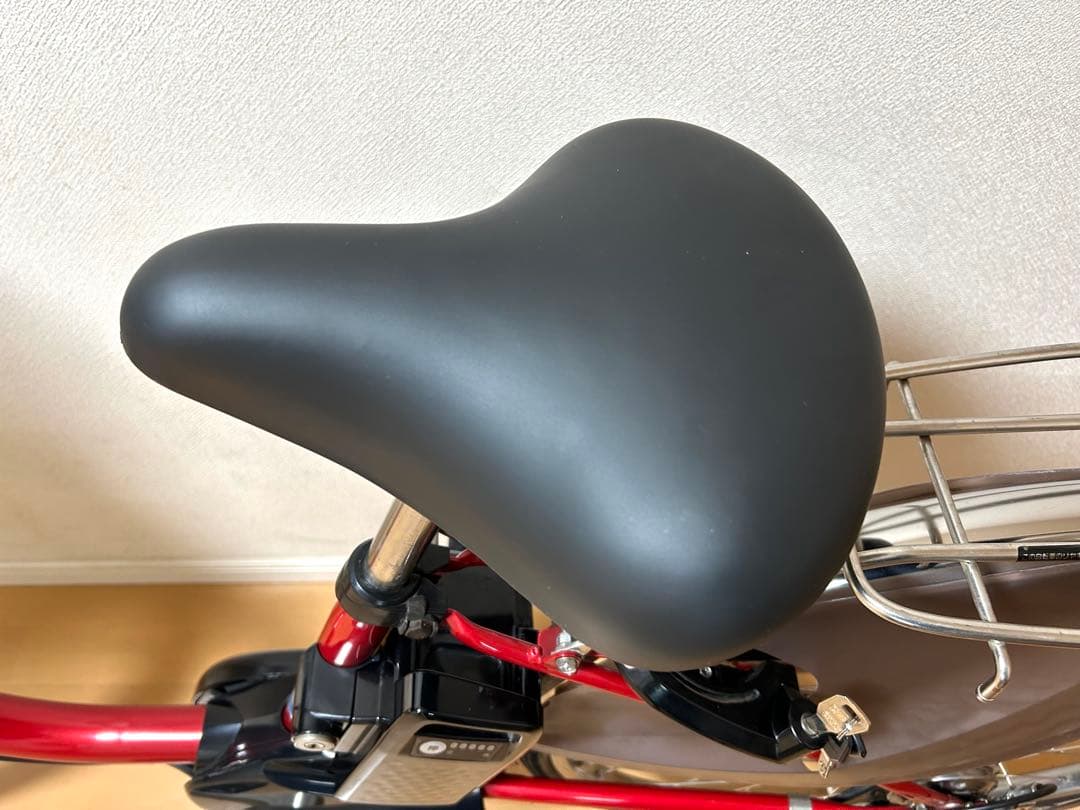 電動自転車　横浜　美品　パナソニック　ビビDX 大容量16Ah 前後タイヤ新品