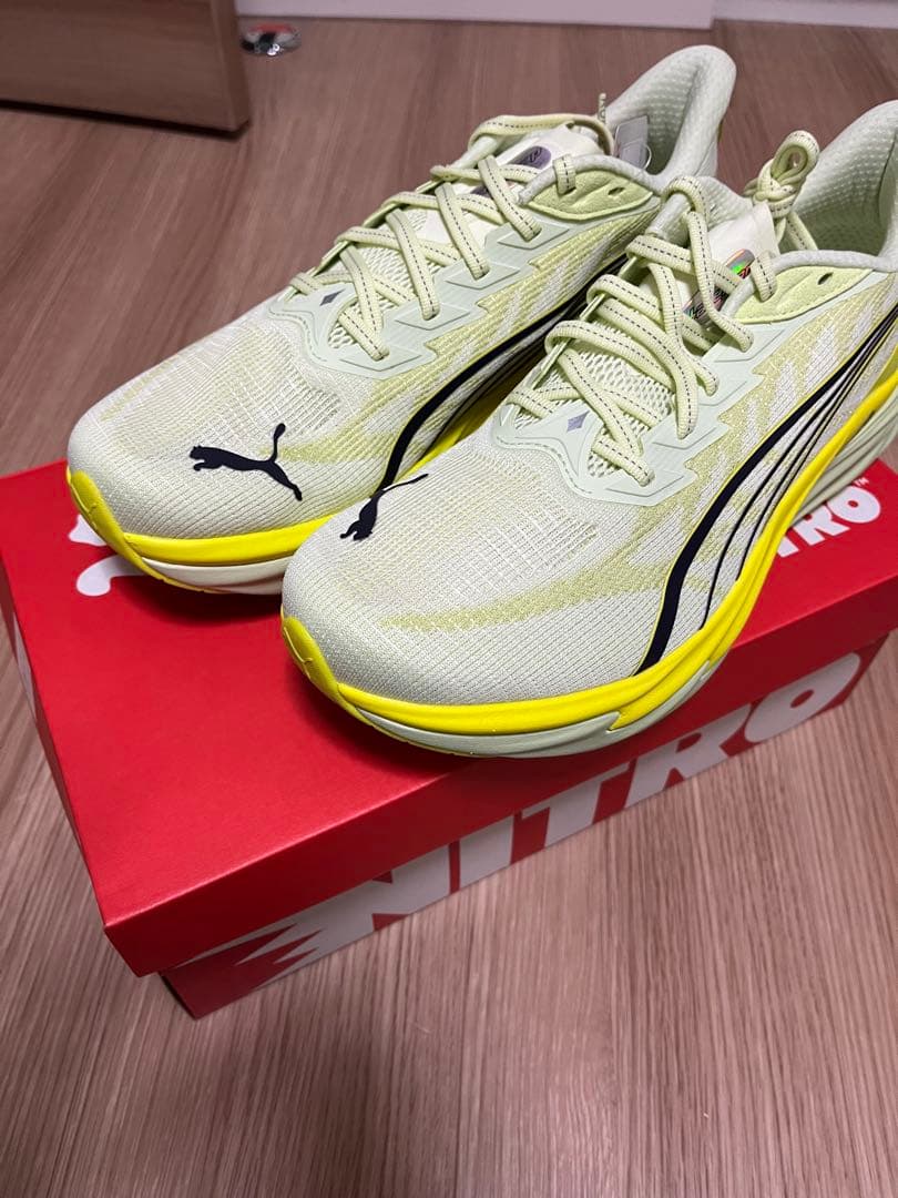 プーマディヴィエイトニトロ4 27.5センチ