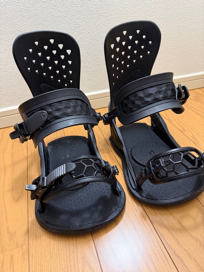 UNION STRATA スノーボードビンディング ブラック18-19 サイズM