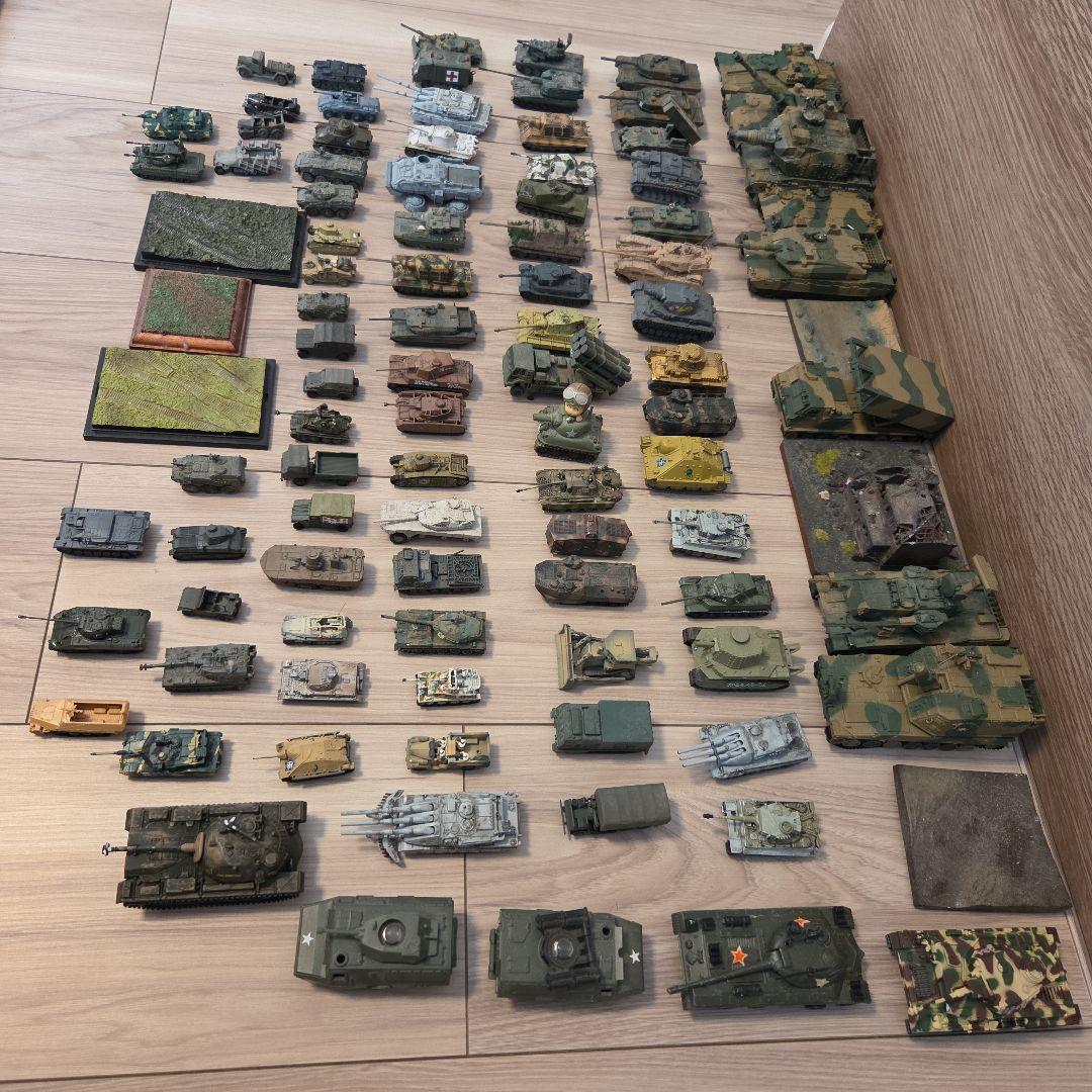 ジャンク【80点超・非売品BOX付】戦車・自衛隊車両 精密完成品まとめ WTM等