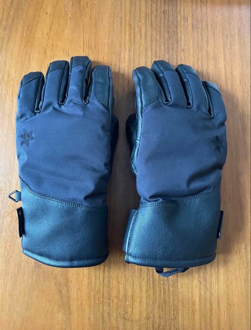Goldwin ゴアテックスグローブ　美品