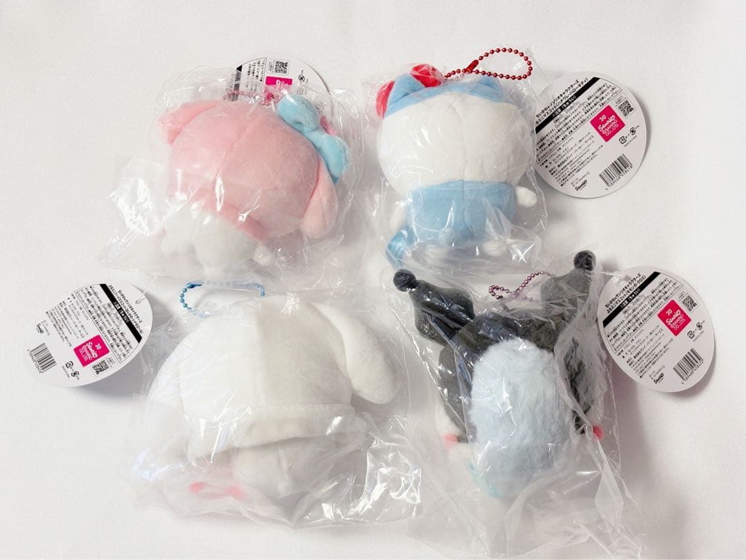 【ちいかわ】サンリオコラボ マスコット 4点セット ちい ハチ モモンガ