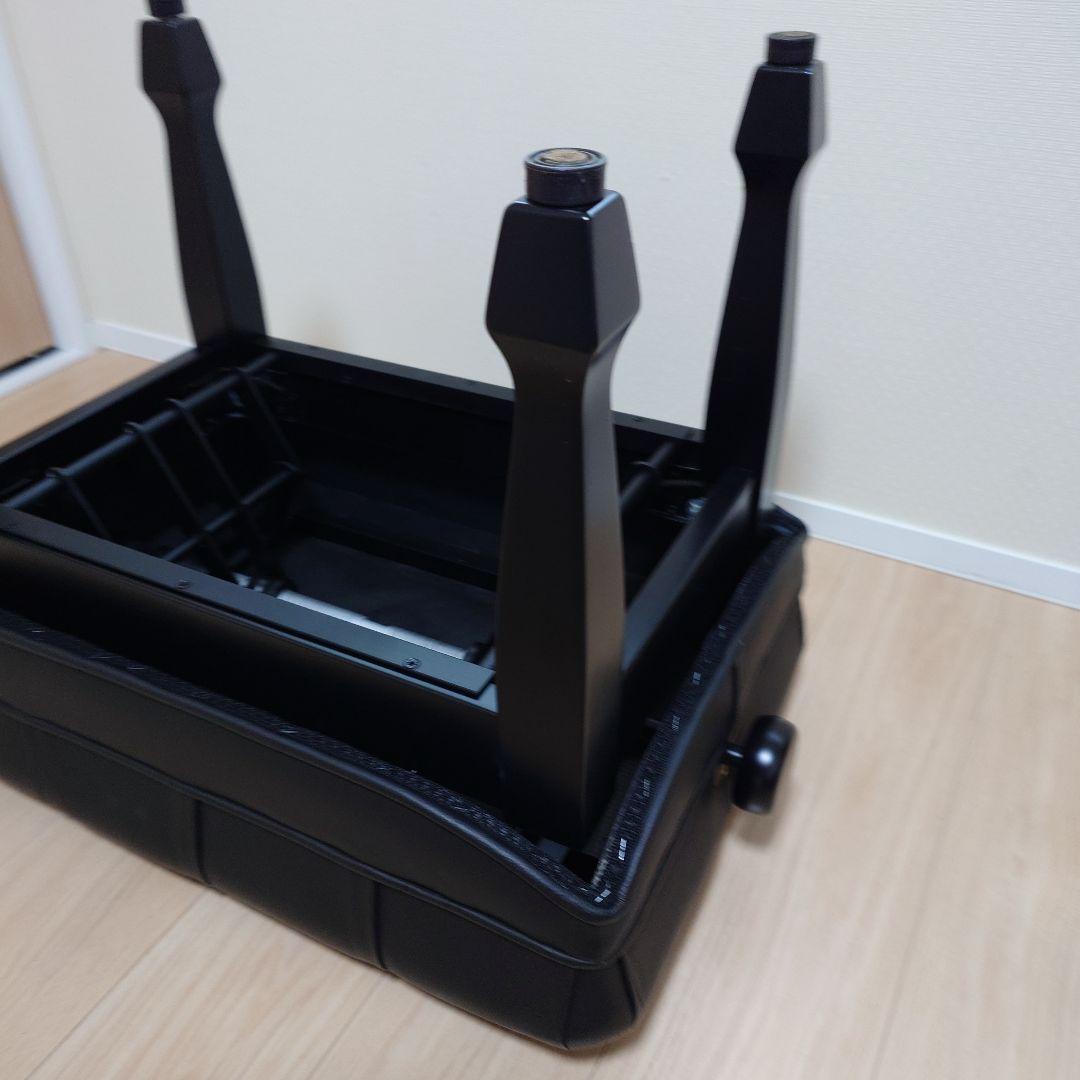 スタインウェイ純正コンサートピアノイス　BC-39ロゴ入り