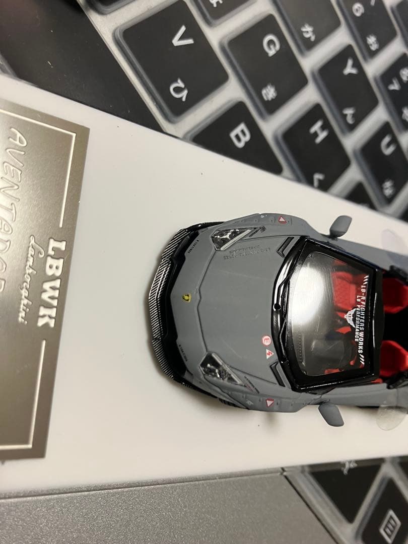 TPC 1/64 LBWK ランボルギーニ　アヴェンタドール　ロードスター