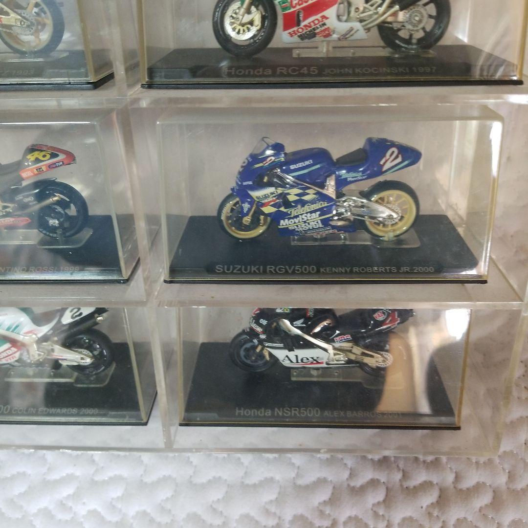 バイク　フィギュア　32台