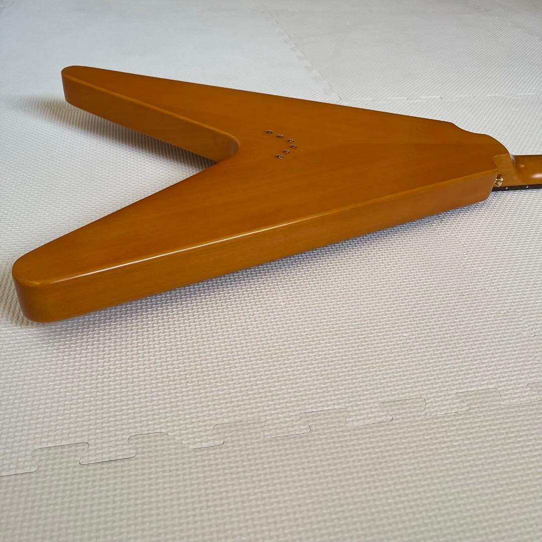 ギター Epiphone IGC 1958 Korina Flying V