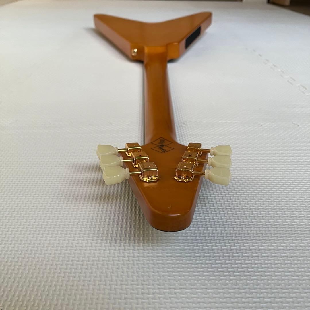 ギター Epiphone IGC 1958 Korina Flying V