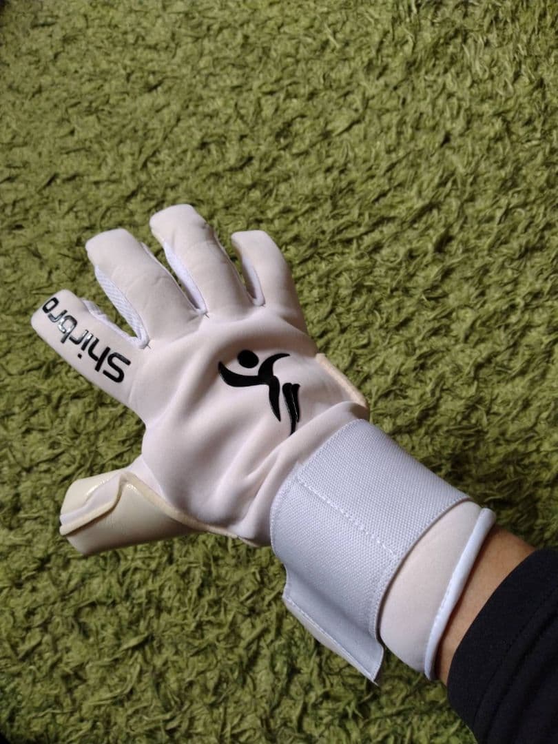高品質サッカーGKグローブ　JFLトップ/Jリーグ下部チーム選手着用！